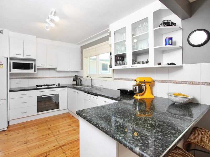 61 Pound Avenue, Frenchs Forest NSW 2086