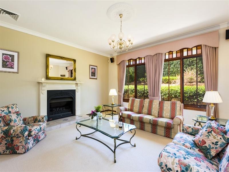 18 Tisane Avenue, Frenchs Forest NSW 2086