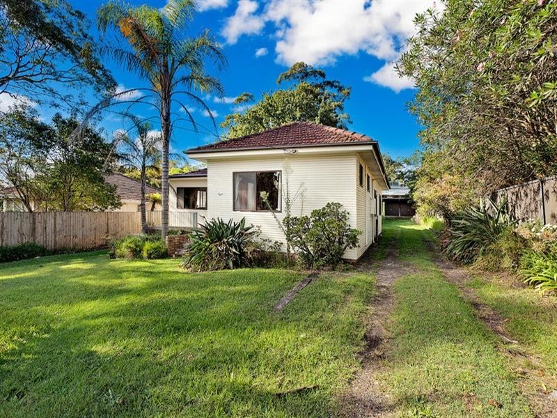 8 Brown Street, Forestville NSW 2087