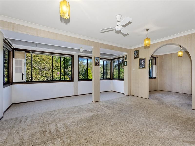 102 Wakehurst Parkway, Elanora Heights NSW 2101