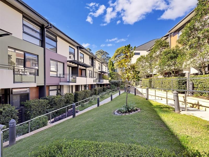 B207/2 Darley Street, Forestville NSW 2087