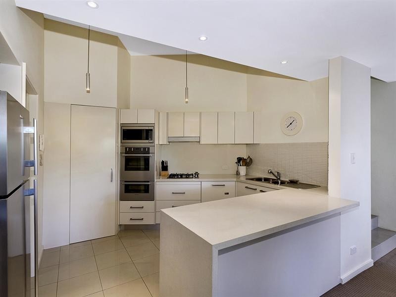 7/33 Cannons Parade, Forestville NSW 2087