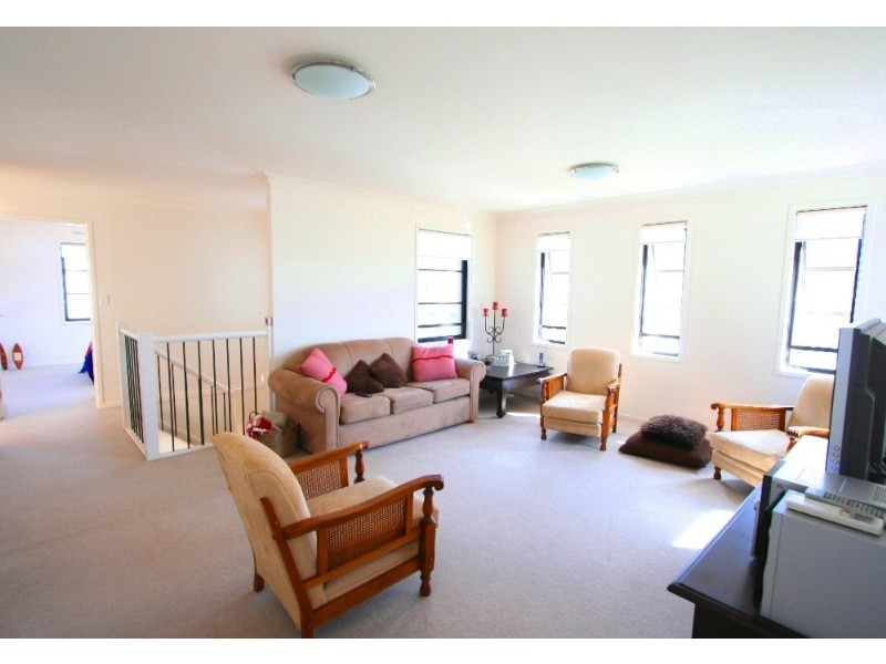 1 Celestial Court, Carina QLD 4152