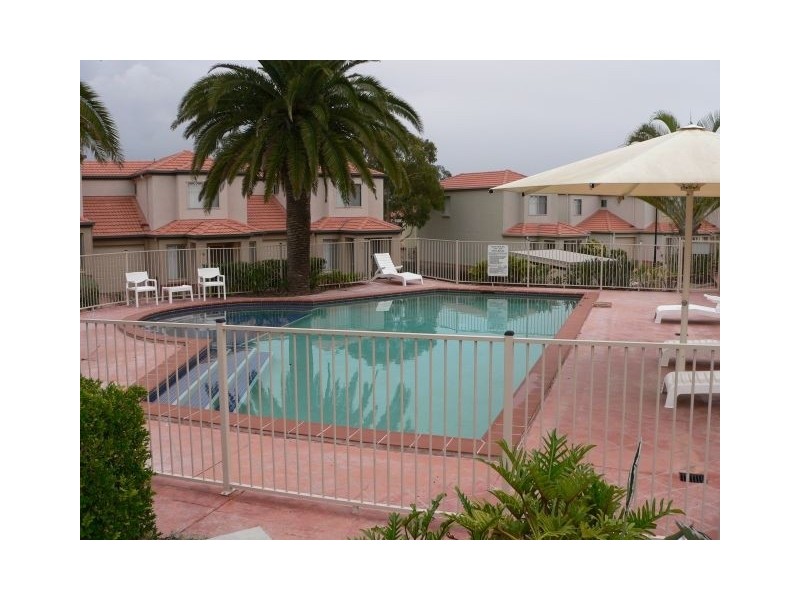 86/22 Dasyure Place, Wynnum West QLD 4178