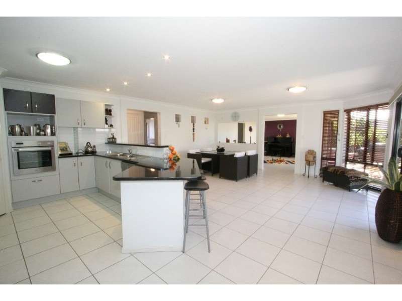 12 Lind Street, Thornlands QLD 4164