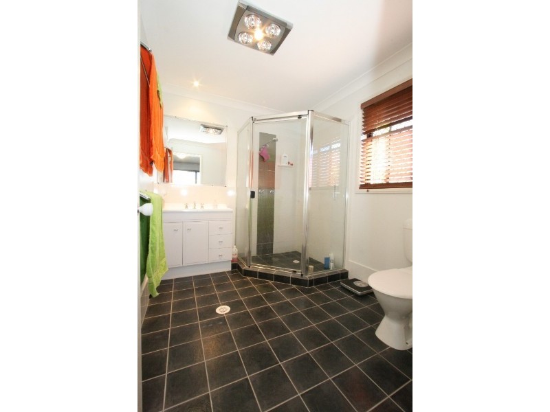 12 Lind Street, Thornlands QLD 4164