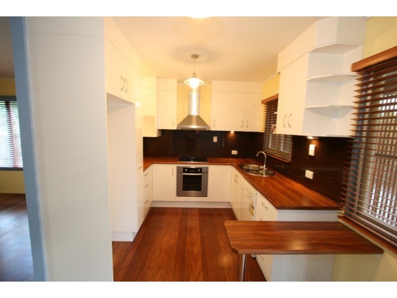 34 Paget Street, Carina QLD 4152