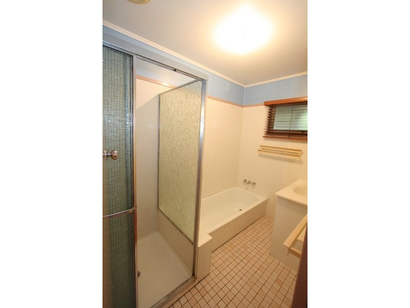 34 Paget Street, Carina QLD 4152