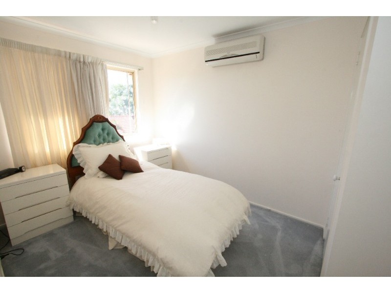 1 Benetti Close, Belmont QLD 4153