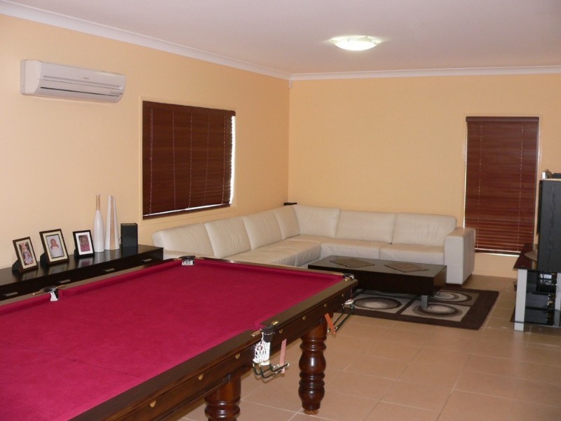 44 Caribbea Street, Eight Mile Plains QLD 4113