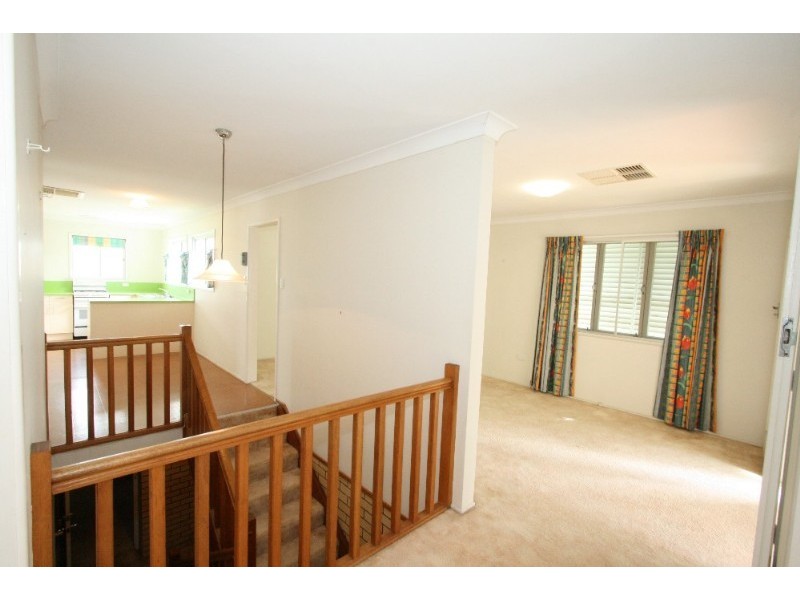 30 Collings Street, Balmoral QLD 4171