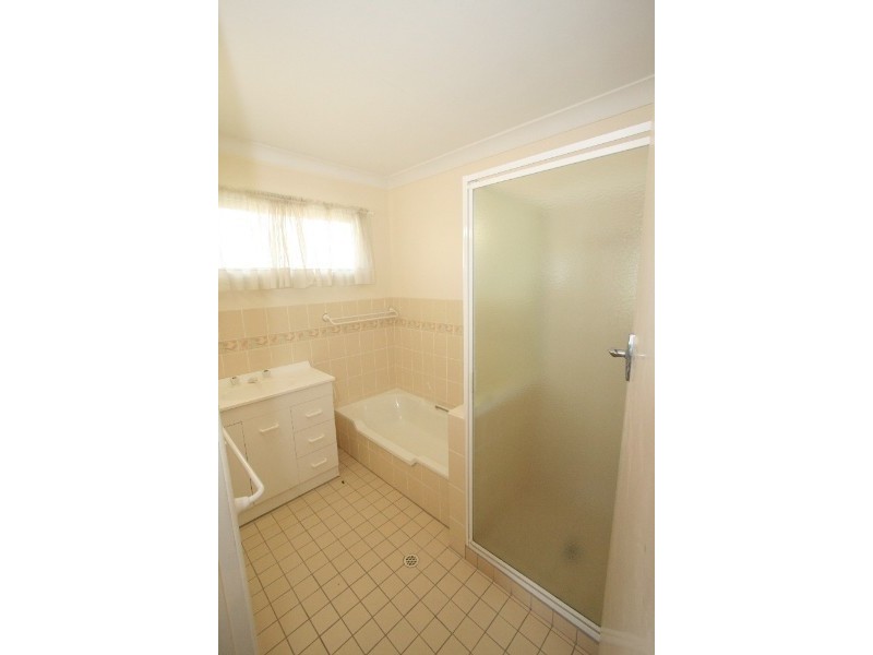 30 Collings Street, Balmoral QLD 4171