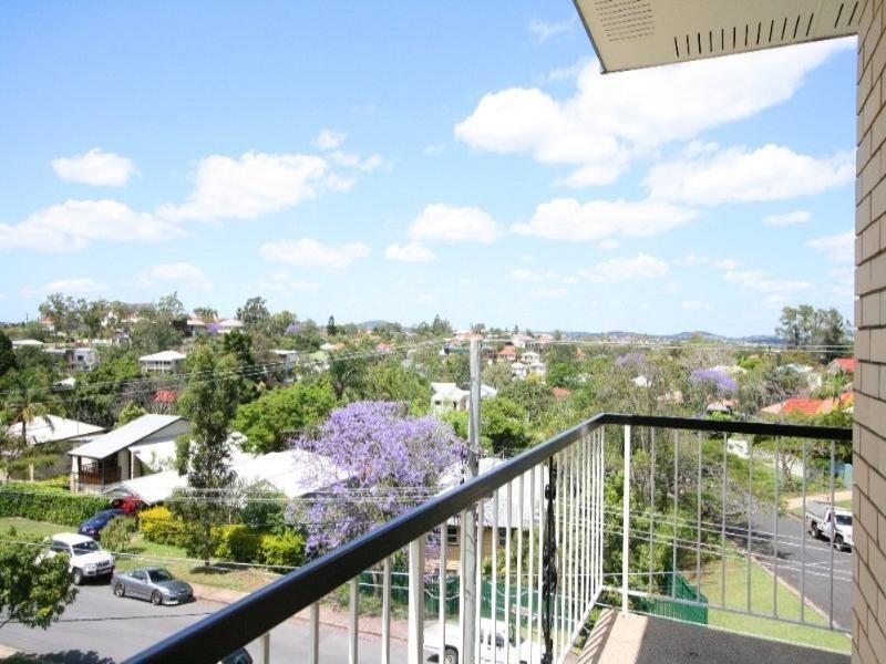 4/20 Ernest Street, Morningside QLD 4170