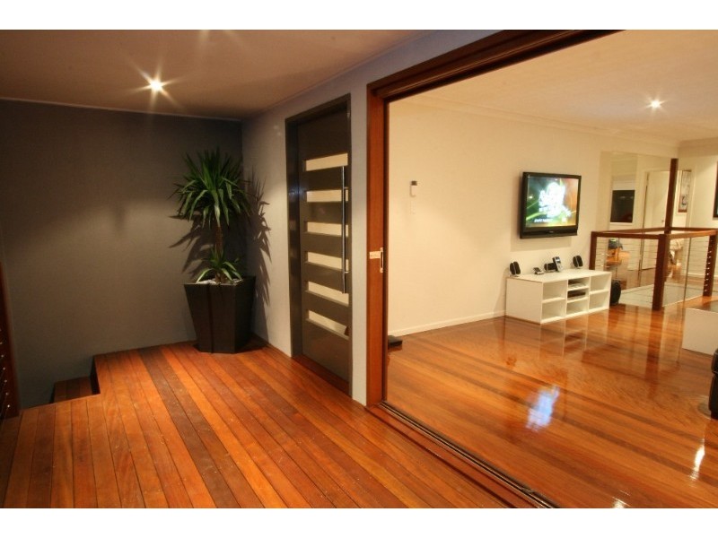 22 Greens Road, Coorparoo QLD 4151