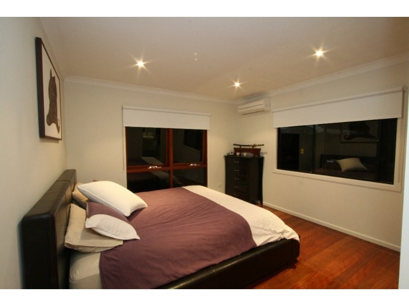 22 Greens Road, Coorparoo QLD 4151