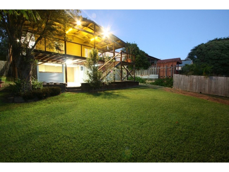 34 Paget Street, Carina QLD 4152