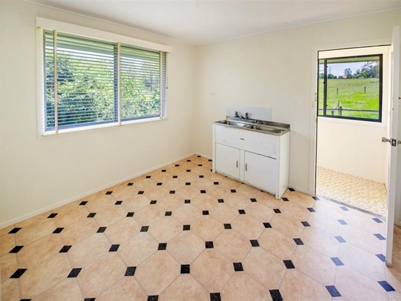 144 Red Lane, Mountain View NSW 2460