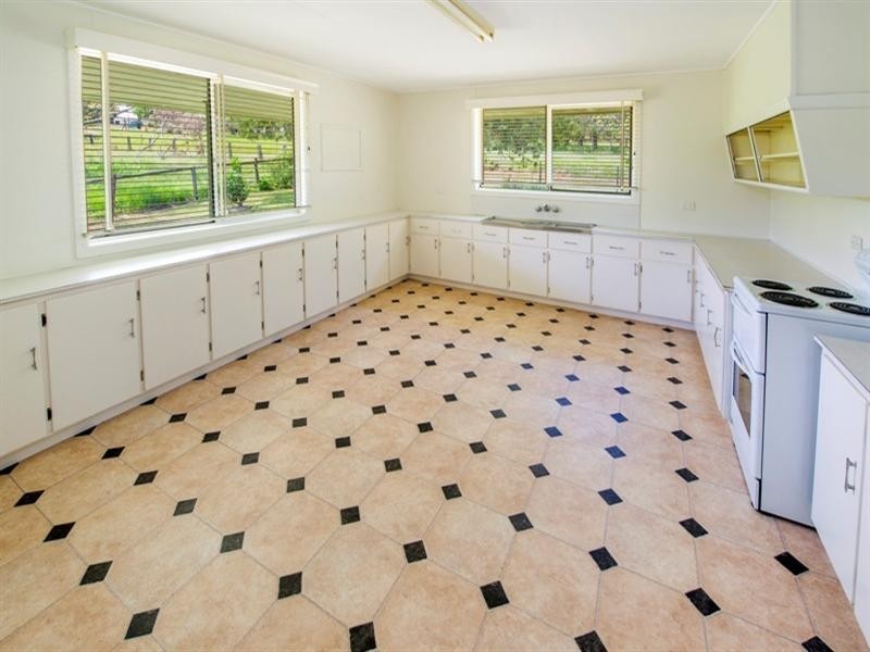 144 Red Lane, Mountain View NSW 2460