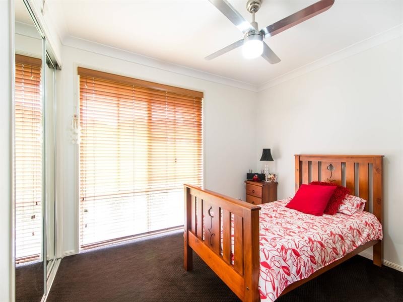 16 Nairn Terrace, Junction Hill NSW 2460