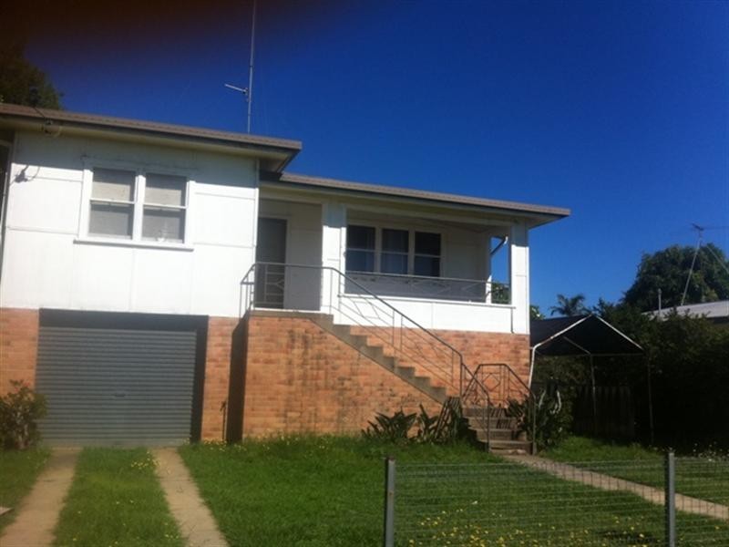 11 Howe Street, Grafton NSW 2460