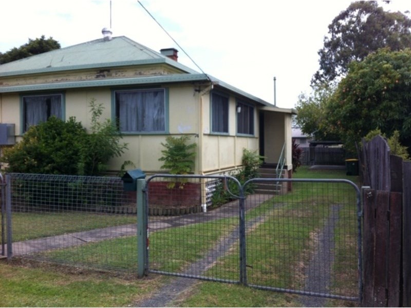 74 Bacon Street, Grafton NSW 2460