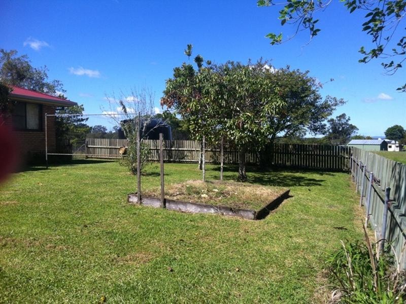 16 Mulquinneys Road, Braunstone NSW 2460