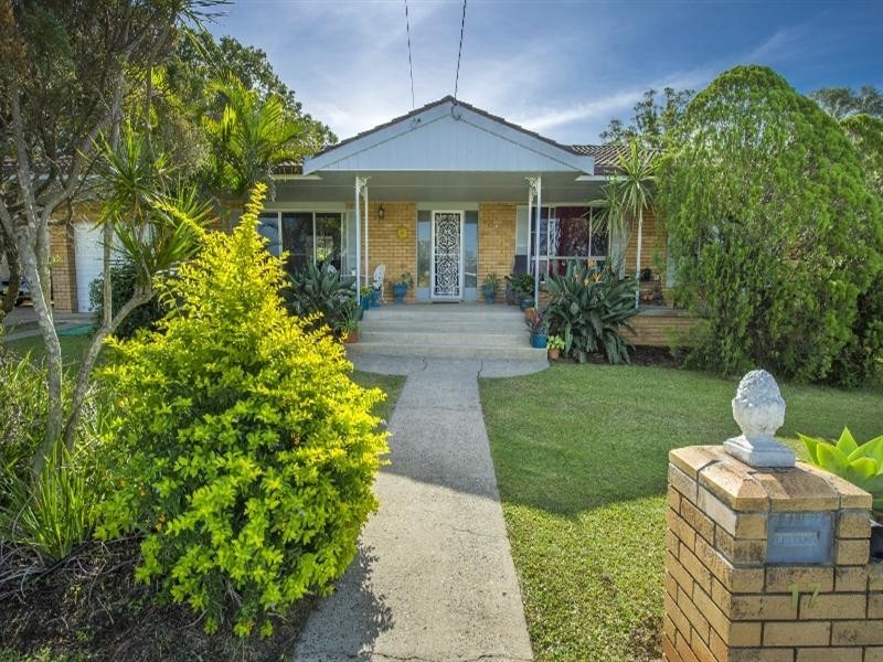 17 Trenayr Close, Junction Hill NSW 2460