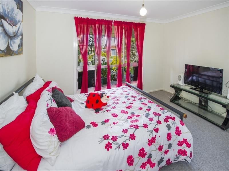 17 Trenayr Close, Junction Hill NSW 2460