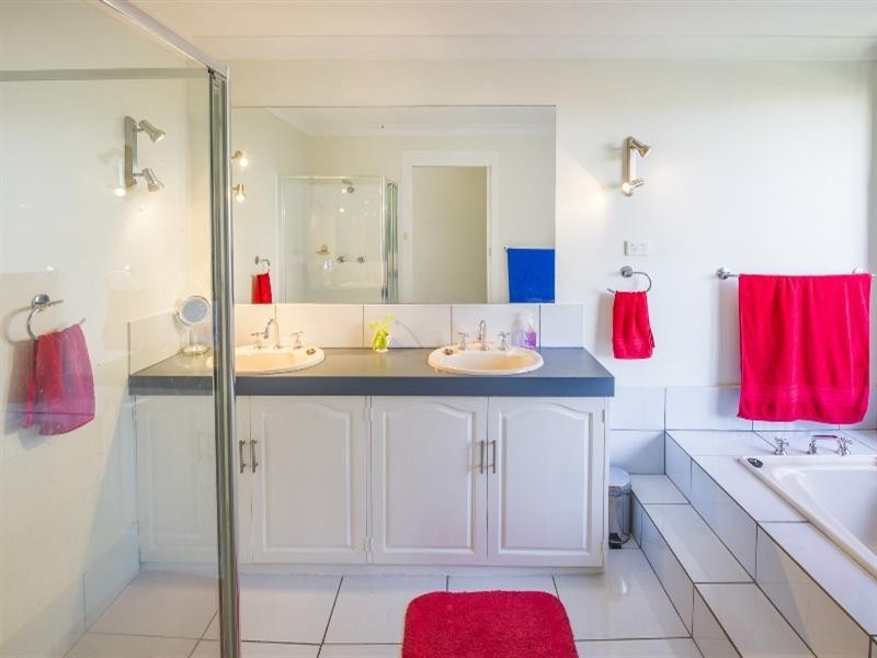 17 Trenayr Close, Junction Hill NSW 2460