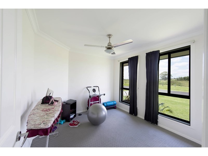 4 Clear Water Close, Grafton NSW 2460