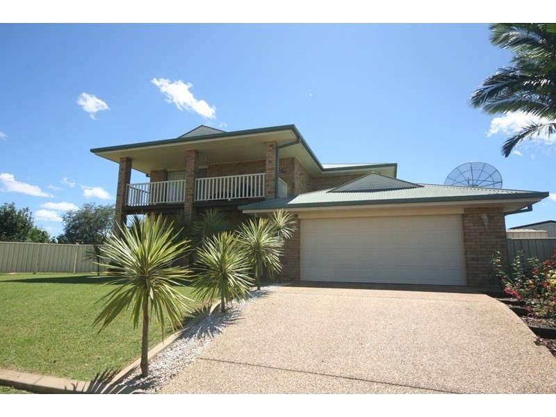10 Lake Edgecombe Close, Junction Hill NSW 2460