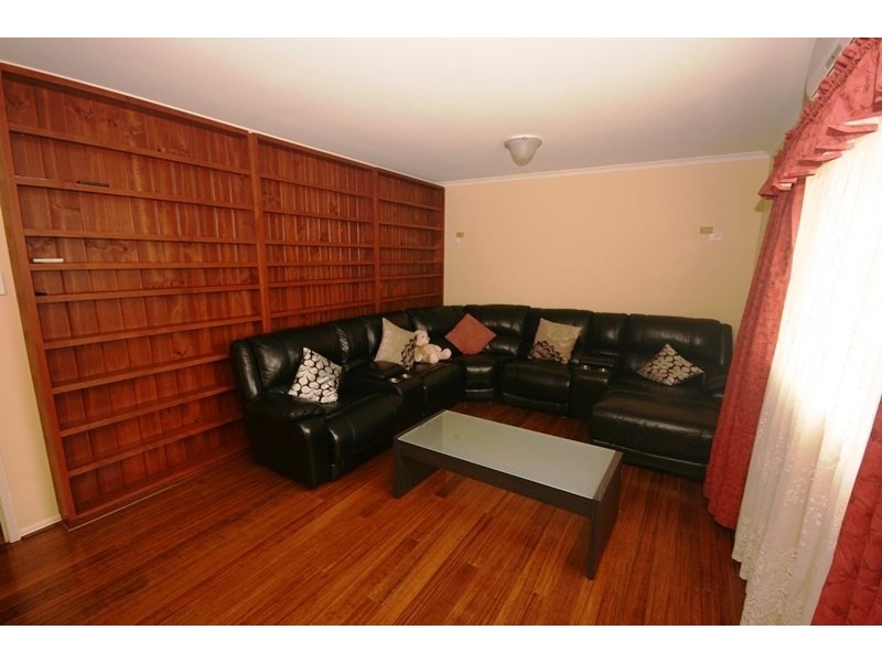 10 Lake Edgecombe Close, Junction Hill NSW 2460