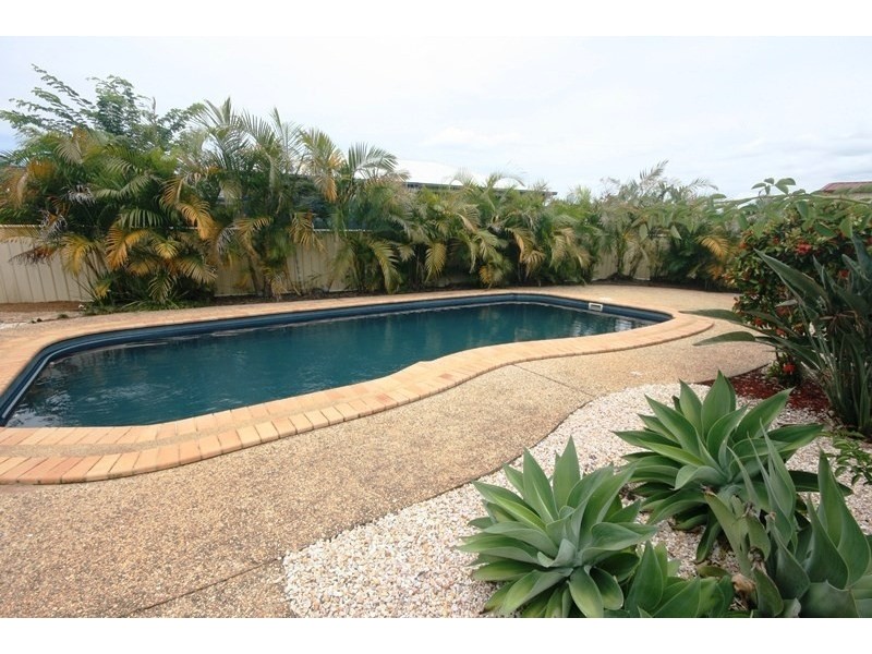 10 Lake Edgecombe Close, Junction Hill NSW 2460