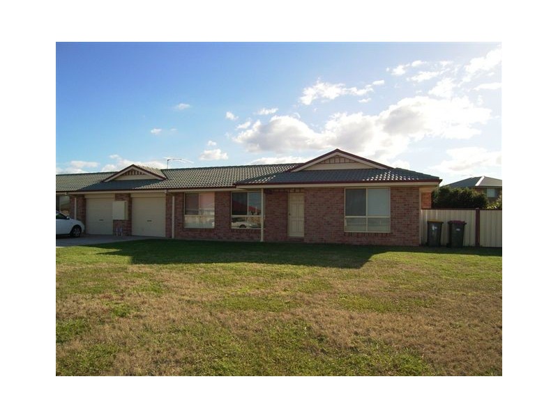 2/6 Lake Edgecombe Close, Junction Hill NSW 2460