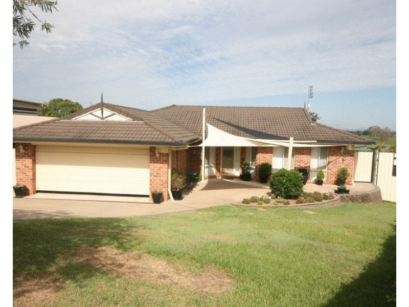 28 Martin Crescent, Junction Hill NSW 2460