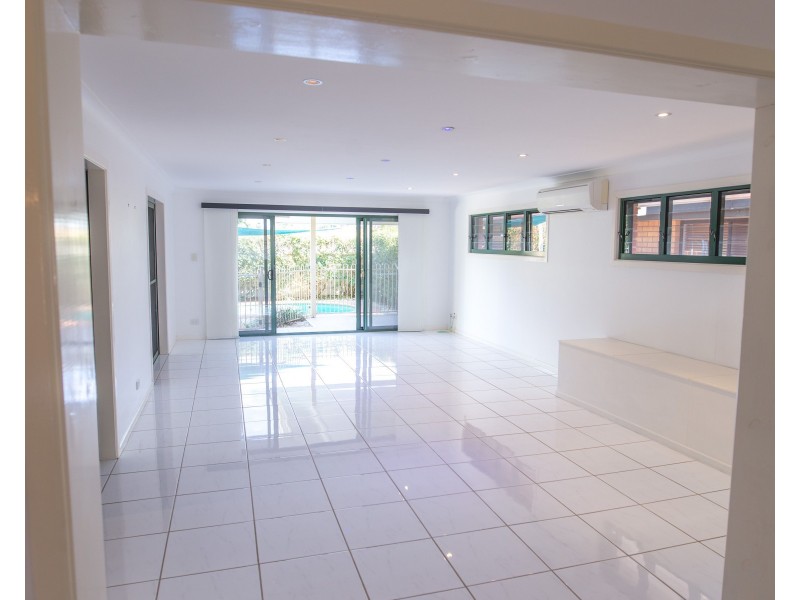 5 North Meadow Drive, Grafton NSW 2460