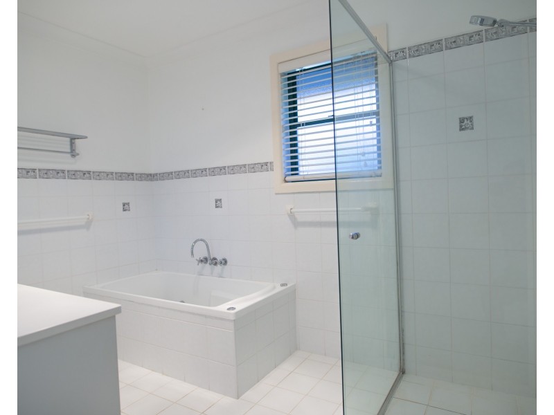 5 North Meadow Drive, Grafton NSW 2460