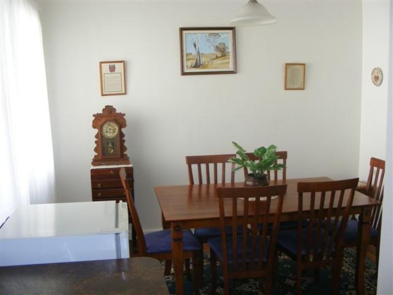 8 Robinson Avenue, Grafton NSW 2460