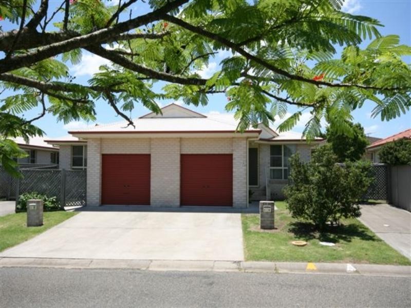 1 & 2/6 Tiara Close, Grafton NSW 2460