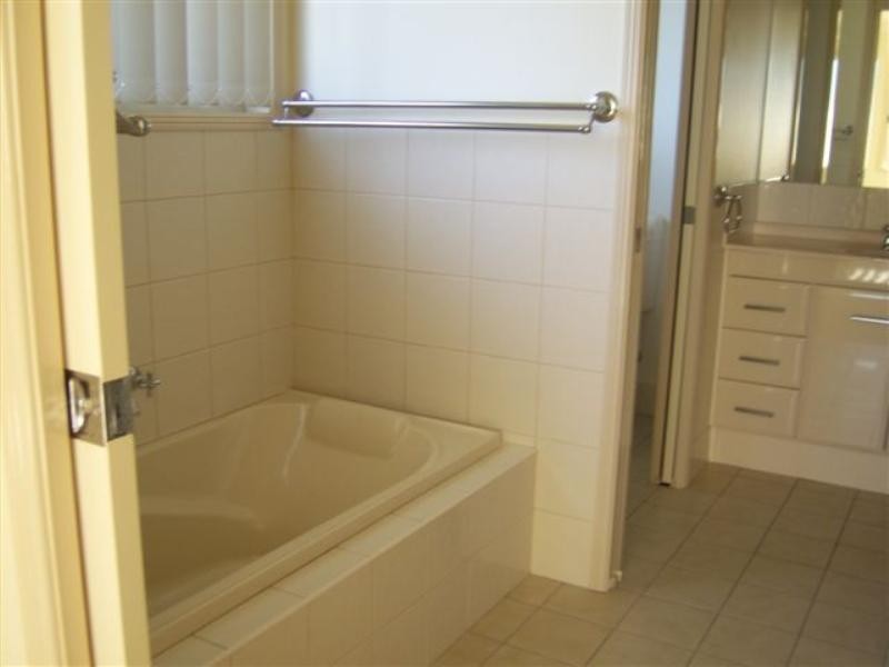 28 Riverdale Court, Grafton NSW 2460