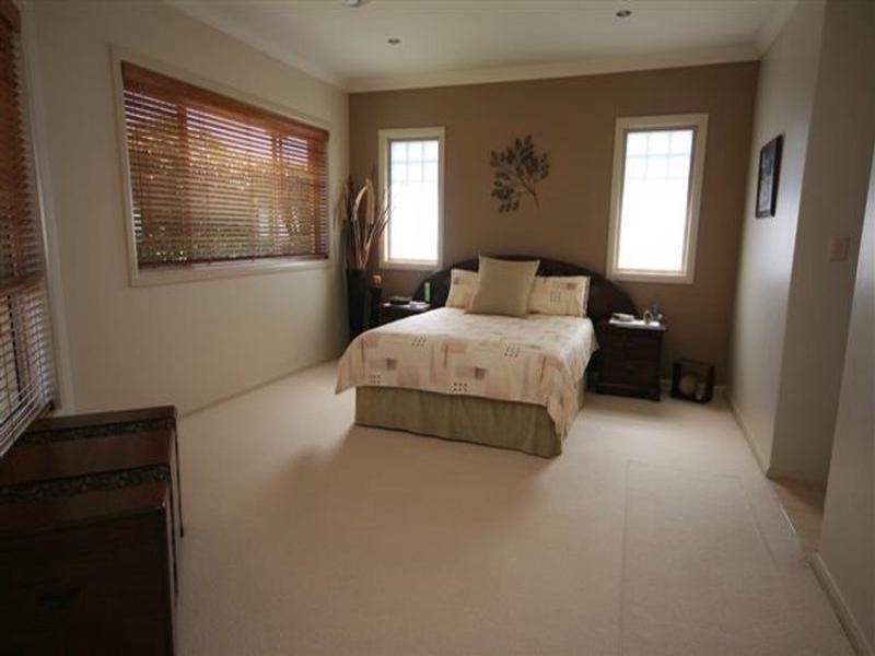 17 Lake Edgecombe Close, Junction Hill NSW 2460