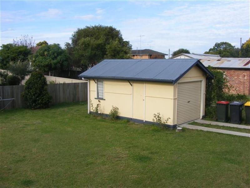 10 Elizabeth Avenue, Grafton NSW 2460