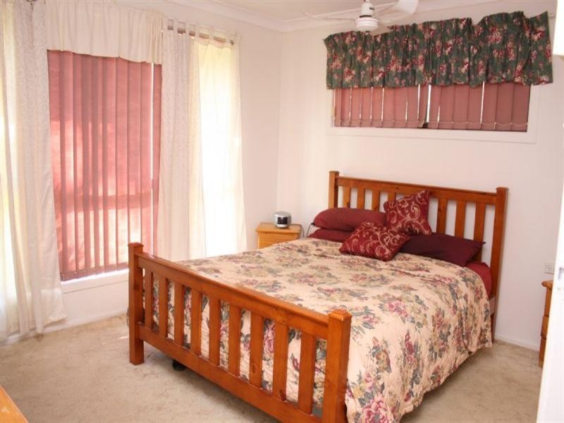 9 Edgecombe Avenue, Junction Hill NSW 2460