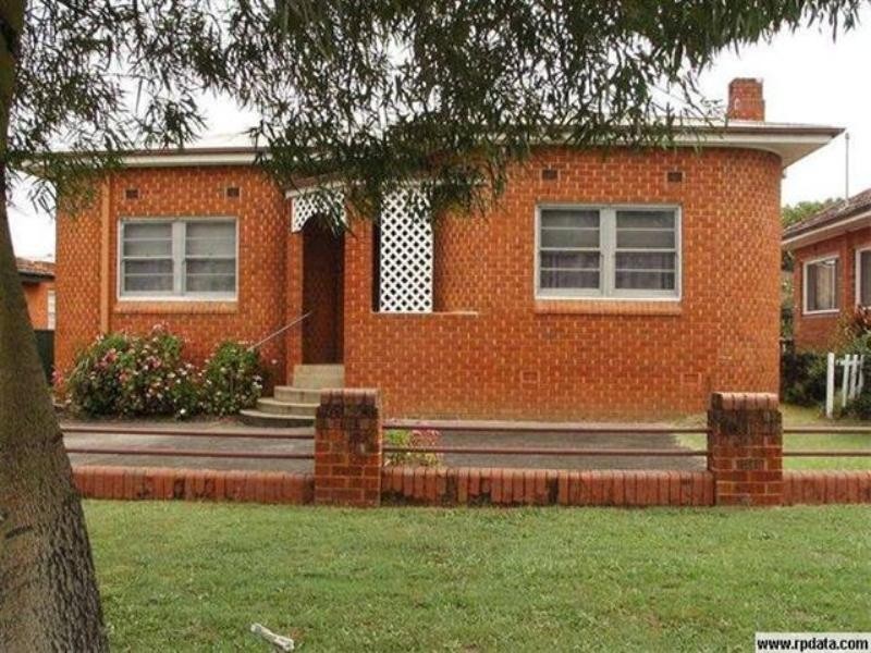 9 Robinson Avenue, Grafton NSW 2460