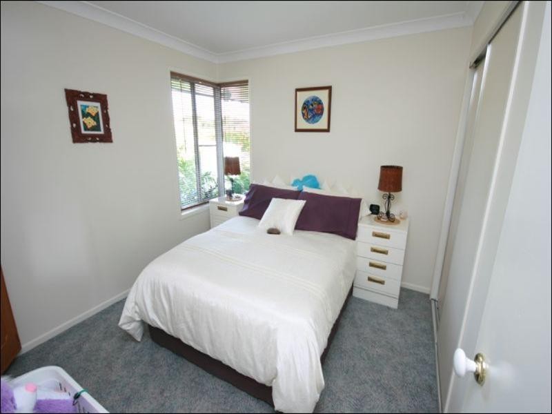 9 Lynhaven Crescent, Ulmarra NSW 2462