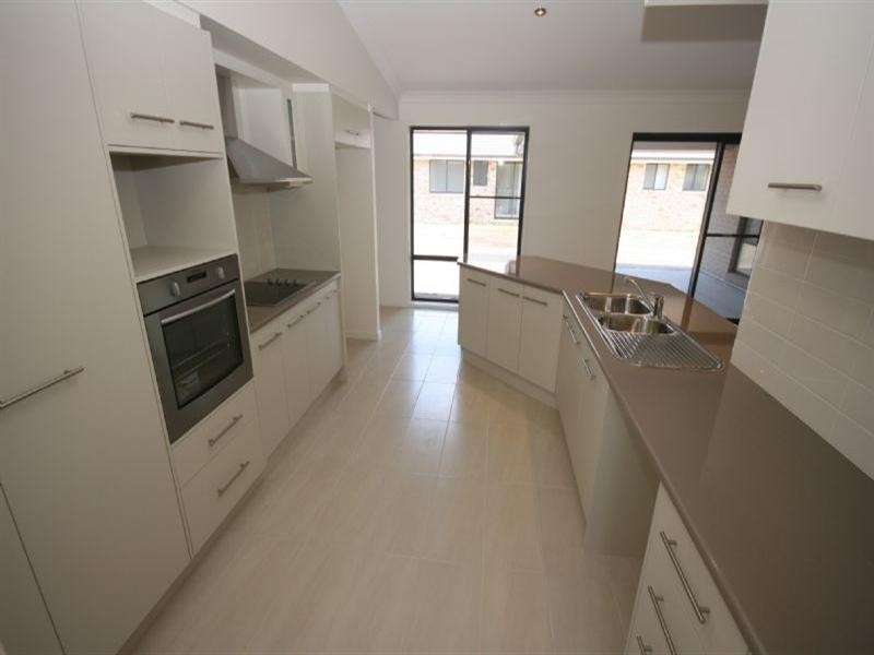 13 Arthur Street, Grafton NSW 2460