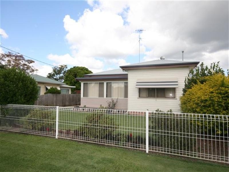 8 Cranworth Street, Grafton NSW 2460
