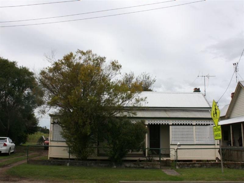 8 Pacific Highway, Ulmarra NSW 2462