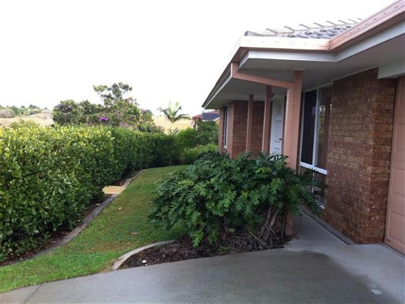 11 Martin Crescent, Junction Hill NSW 2460