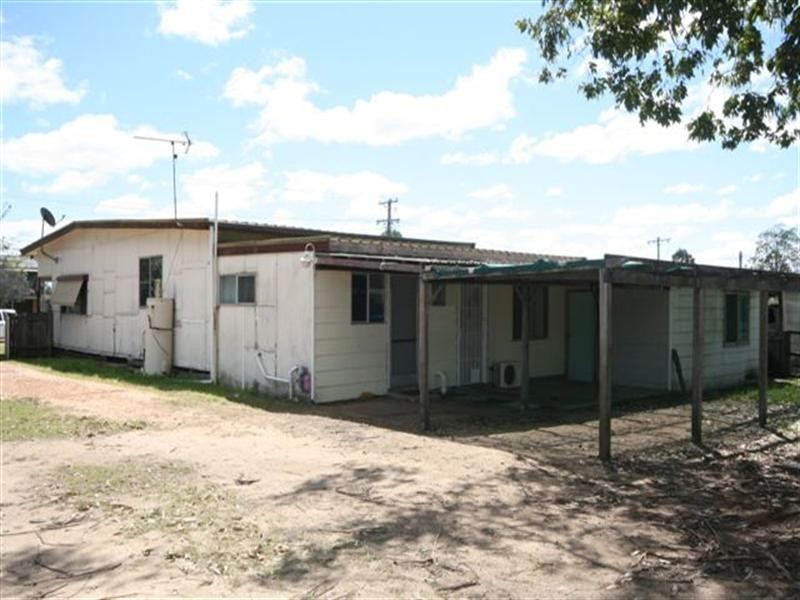 26 Armidale Road, Coutts Crossing NSW 2460